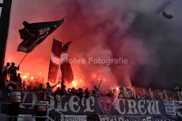 SSV Jahn Regensburg 1 - FLAGGE - 2 x 1.5 m – Ultras Schal