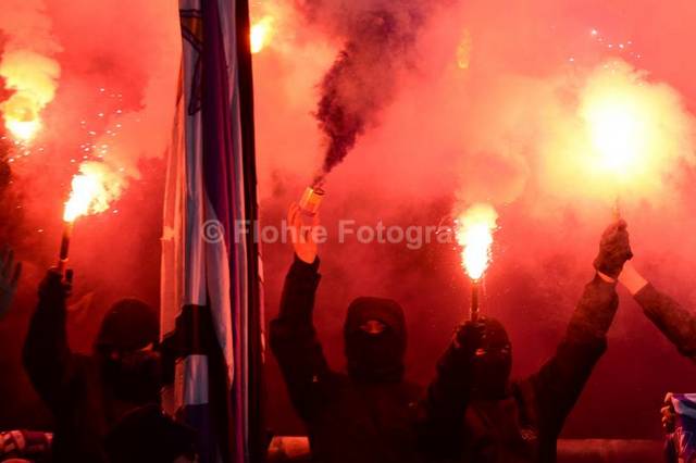 SSV Jahn Regensburg 1 - FLAGGE - 2 x 1.5 m – Ultras Schal