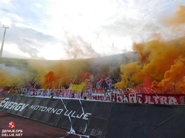 Ultras World - Radnički Niš vs Crvena Zvezda 05.11.2017.