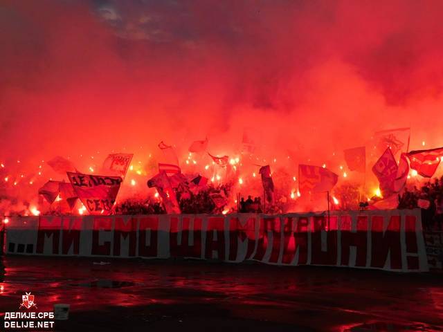 Ultras World - Radnički Niš vs Crvena Zvezda 05.11.2017.