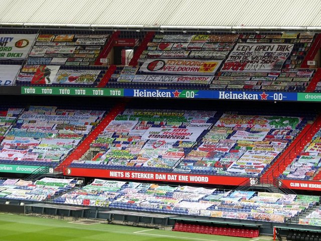 De Kuip banners 1