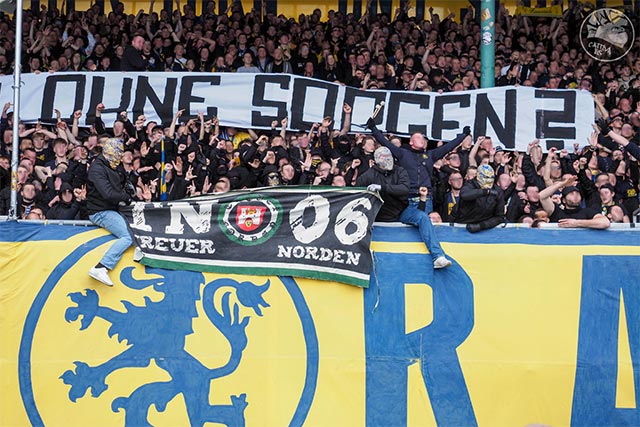 BTSV: BS-Fans Fangesang!  #Braunschweig #Eintracht