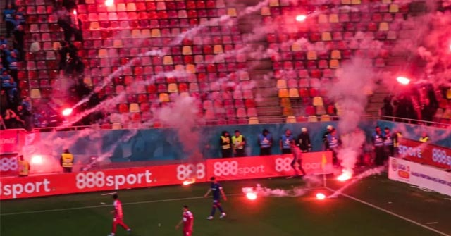 Dinamo Bucharest vs CSA Steaua (Derby in Romanian Second Division) :  r/soccer