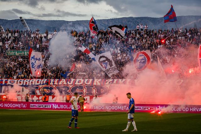 FO000350 Fotografija Hajduk Split vs Dinamo Zagreb 17x23.5cm