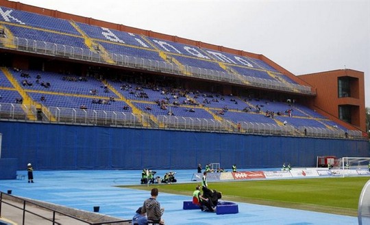 Dinamo zagreb hajduk hi-res stock photography and images - Page 2 - Alamy